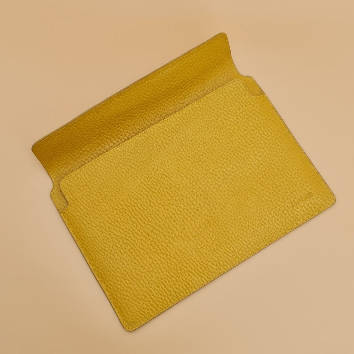 13 inch Macbook Case with Magnetic Closure
