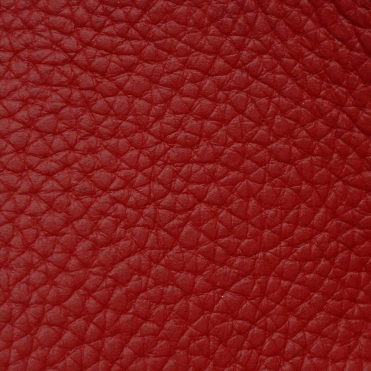 Pebble Red leather swatch