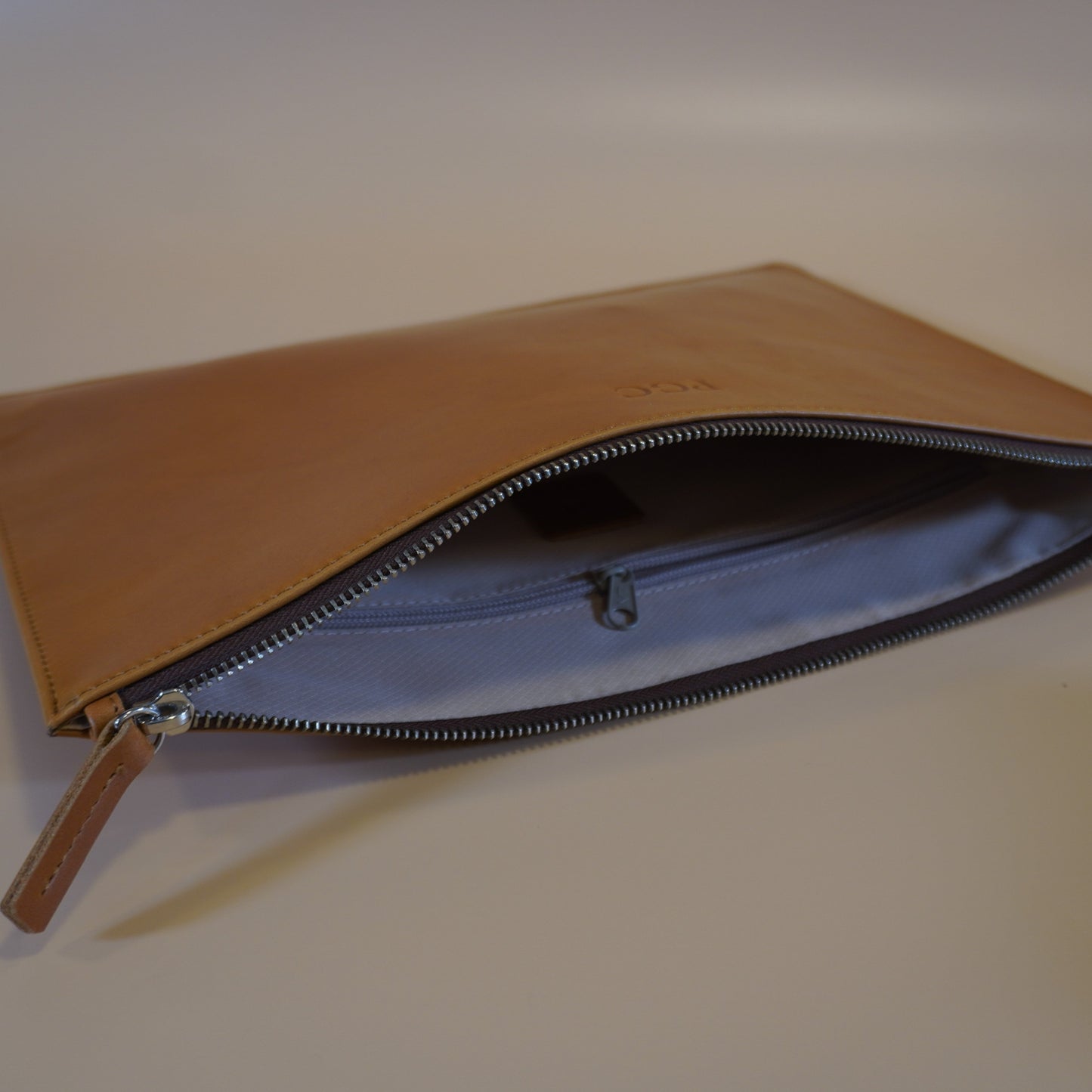 Minimalist Leather Folio